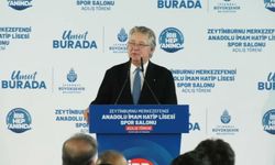 İBB Zeytinburnu Merkezefendi Anadolu İmam Hatip Lisesi Spor Salonu açıldı... Nuri Aslan: Bol bol spor yapın, çok çalışın, birbirinize sahip çıkın