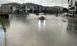 İstanbul'a yeni sağanak uyarısı! Saat verildi