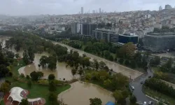 İstanbul'da 48 saatte iki aylık yağış rekoru!