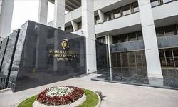 Merkez Bankası faizi indirdi! Risk uyarısı geldi