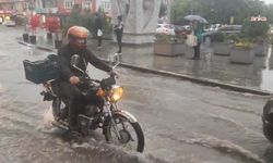 Isparta'da kuvvetli yağış nedeniyle motosiklet ve scooterlara trafik yasağı