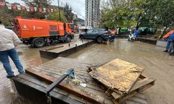 İstanbul Bölge Tahmin ve Erken Uyarı Merkezi: İstanbul'da yarın sabah yine çok kuvvetli yağış tahmin ediliyor