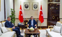 İzmir Büyükşehir Belediye Başkanı Tugay, Ankara'da çeşitli temaslarda bulundu