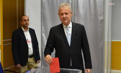 İZTO'da Mahmut Özgener 3'üncü kez başkan seçildi