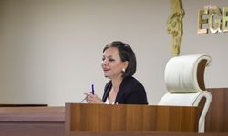 Karabağlar Belediye Başkanı Kınay'dan başka partiye geçeceği iddialarına yanıt: 'Duruşumuz net'