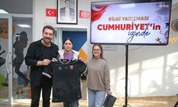 Karşıyaka Belediyesi'nden Genç Yaka'da 'Cumhuriyet'in İzinde' bilgi yarışması