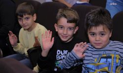 Keçiören'de 'Kavuklu ile Pişekâr Ormanda' çocuklarla buluştu