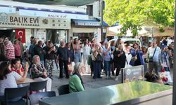 Kemeraltı Festivali esnafın yüzünü güldürdü