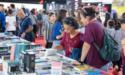 Kitap tutkunları Antalya Kitap Fuarı'nda buluşuyor