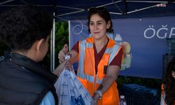Kuşadası Belediyesi'nden bin 400 çocuğa haftalık beslenme paketi desteği
