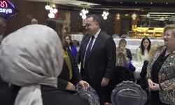 Manisa Büyükşehir Belediye Başkanı Dutlulu, kadın muhtarlarla bir araya geldi