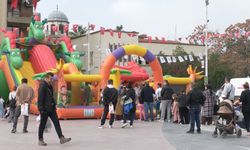 Manisa'da Cumhuriyet şenliği: Çocuklar bayram coşkusunu doyasıya yaşadı