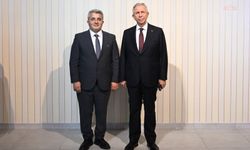 Mansur Yavaş, Akyurt Sanayici ve İş İnsanları Derneği'nin yeni hizmet binasının açılışına katıldı