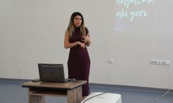 Mersin Büyükşehir Belediyesi'nden özel gereksinimli bireylerin ailelerine 'Güvenli İnternet' semineri