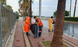 Mersin'de beklenen sağanağa karşı belediye ekipleri teyakkuza geçti