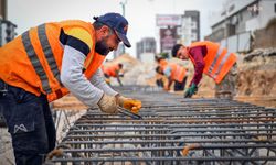 Mersin'in en büyük katlı kavşak projesinde çalışmalar 7/24 sürüyor