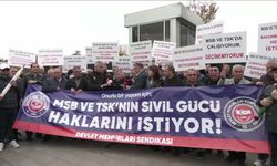 MSB ve TSK'da görevli sivil memurlar TÜİK önünde: Taleplerimiz için ivedi şekilde somut adımlar atılsın