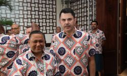 Murat Kurum, Fiji'de Nepal Dışişleri Bakanı Khanal ile görüştü