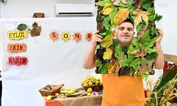 Muratpaşa Engelsiz Kafe'de özel gereksinimli bireyler için 'sonbahar' etkinliği
