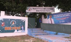 Muratpaşa'nın küçük buz hokeycileri şampiyonaya hazırlanıyor