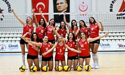 'Muratpaşa'nın Sultanları' sahadan 3-0'lık galibiyetle ayrıldı