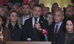Özgür Çelik'ten belediyelere yönelik operasyonlara tepki: 'Memleketi yönetemeyenler, kendi yönettikleri alanda sömürecek rant bırakmayanlar halkın belediyelerine göz diktiler'