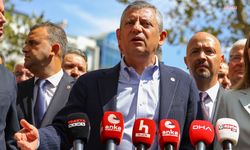 Özgür Özel'den von der Leyen'e tepki: 'Tarafsızlığınızı yitirmiş kibirli tutumunuzun karşısında yer almaya devam edeceğiz'