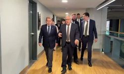 Rusya'nın Ankara Büyükelçiliği, Büyükelçi Vershinin ile futbolcu Batrakov'un görüşmesine ilişkin video paylaştı