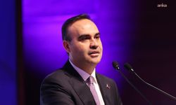 Sanayi ve Teknoloji Bakanı Kacır: Türkiye, 2026'da uluslararası bilim olimpiyatlarında madalya rekoru kırdı