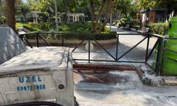 Şehzadeler Belediyesi'nden çöp konteynerlerinde dezenfeksiyon çalışması