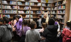 Sökeli öğrenciler, Kuşadası'nda kitapların büyülü dünyasıyla buluştu