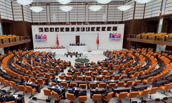 TBMM Genel Kurulu... Muhalefetin basın ve ifade özgürlüğü önergeleri AK Parti ve MHP oylarıyla reddedildi