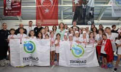 Tekirdağ'da Cumhuriyet coşkusu, genç yüzücülerin başarılarıyla taçlandı
