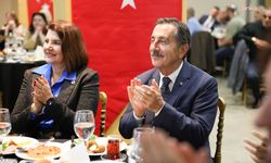 Tepebaşı Belediye Başkanı Ataç: 'Muhtarlarımızla sürekli iletişim ve dayanışma içinde olmayı çok önemsiyoruz'