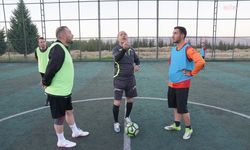 Tepebaşı'nda 'Cumhuriyet Kupası Halı Saha Futbol Turnuvası' başladı