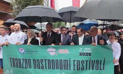 Trabzon Gastronomi Festivali'ne coşkulu kortej