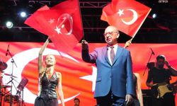 Turgutlu Belediye Başkanı Akın: 'Cumhuriyetimize sahip çıkmak, bizlere kazandırdığı değerleri yaşatmaktır'