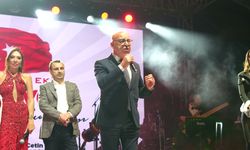 Turgutlu'da Cumhuriyet coşkusuna Işın Karaca eşlik etti