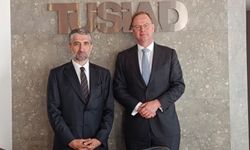 TÜSİAD Başkanı Diren Hollanda'nın Ankara Büyükelçisi Dorhout ile görüştü