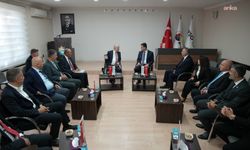 Ümit Özdağ, Aydın'da oda ve vakıf ziyaretleri yaptı, esnafla buluştu
