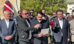Van depreminin 15. yılında hayatını kaybedenler anıldı
