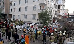 Maltepe’de çöken binada son durum: 14 kişiden 10'u kurtarıldı