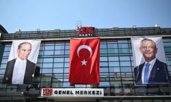 İstanbul'da 4 belediye başkanı YENİ Parti'ye geçti