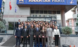 Yavuz Ağıralioğlu, üniversite öğrencileriyle bir araya geldi