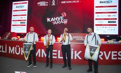 'Yeni Denklemler' 3. Denizli Mükemmellik Zirvesi'nde oluşturuldu