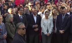 YENİ Parti Genel Başkanı Özel, Denizli'de: 'Geçmişte ayakkabı kutularıyla yakalanan bakanları affedenleri, bu millet affetmeyecek'