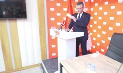 YENİ Parti il başkanları toplantısı... Özgür Özel: 'Belediye başkanımızın 86 yaşındaki babası gözaltına alındı'