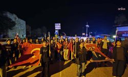 Yumurtalık'ta Cumhuriyet'in 103'üncü yılı fener alayıyla kutlandı