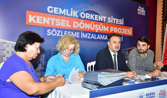 Bursa Gemlik'te hak sahiplerinden 'dönüşüm'e noter huzurunda imza