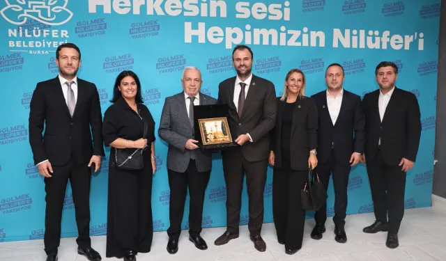 ARNİAD'dan Nilüfer Belediye Başkanı Özdemir'e ziyaret